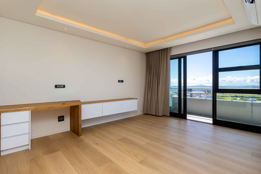 To Let 2 Bedroom Property for Rent in Sea Point Western Cape
